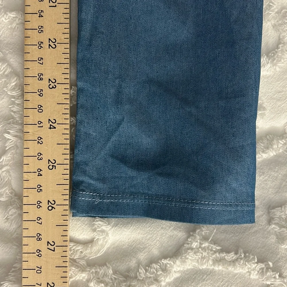 NWT NY Collection blue sailor pants. Cute dual buttons, wide leg. Women’s PM.